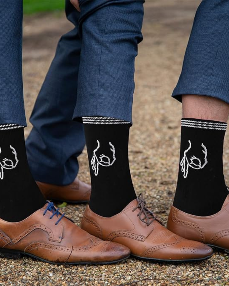 30 Unique and Funny Groomsmen Gift Ideas They’ll Use